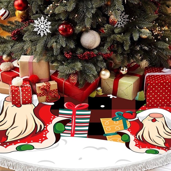 Christmas Gnomes Tree Skirt on Buffalo Plaid w Fringes Red Black Flannel 4&” NEW - Picture 4 of 7
